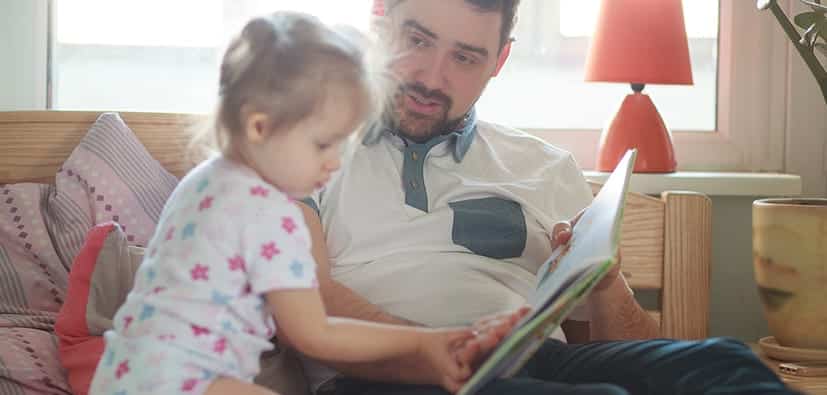 לקרוא לתינוק בגיל 12-18 חודשים- איך ומתי? | قراءة القصص للطفل 12-18‏ شهرا