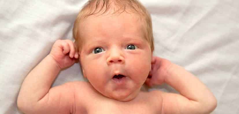 קריאת שפת הגוף של התינוק ותגובה מותאמת | قراءة لغة جسد الطفل ورد فعل مناسب