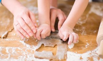 בניית הרגלי אכילה נכונים לילדים דרך בישול | تطوير عادات أكل صحيحة لدى الأطفال