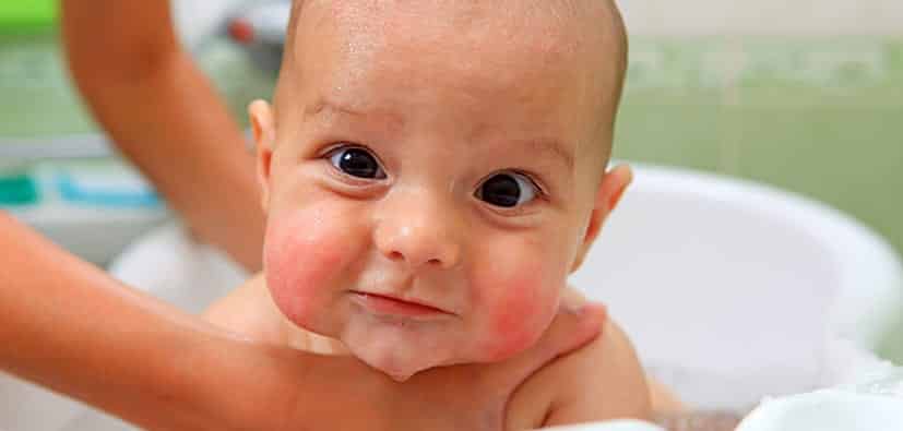 היגיינה וניקיון יומי לתינוקות | صحة الأطفال ونظافتهم اليومية