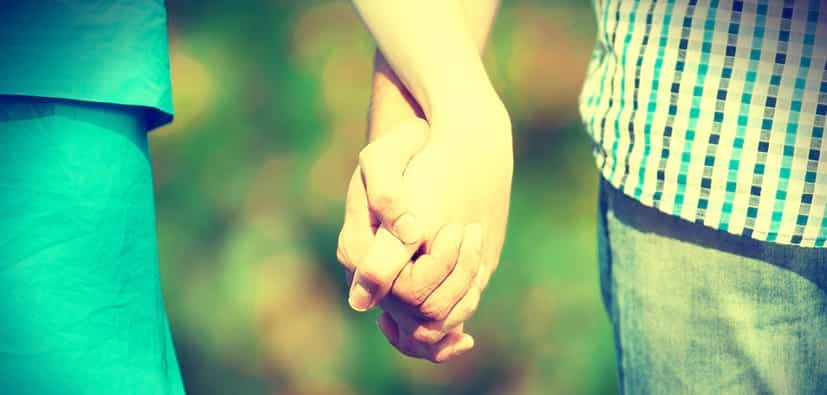 מערכות יחסים בגיל ההתבגרות: רומנטיקה ואינטימיות | العلاقات في سن المراهقة: الرومانسية والحميمية