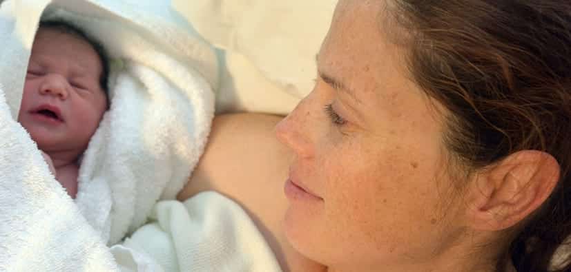 אימהות טריות: גופך אחרי הלידה | الأمهات الحديثات: جسمكِ بعد الولادة